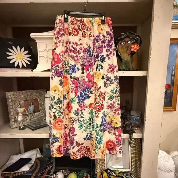 JOHNNY WAS LINEN FLORAL PRINT PULL ON SKIRT SIZE XS nwt - Picture 2 of 5